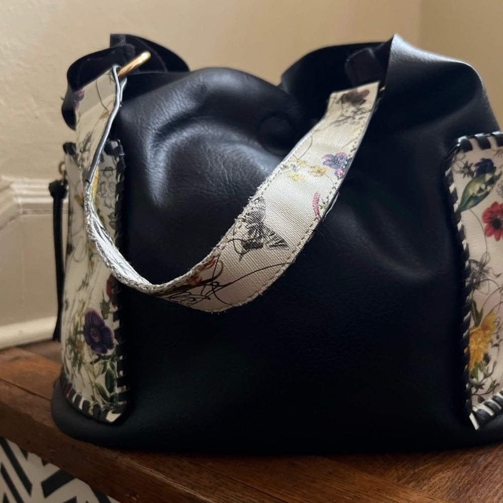 Handbag